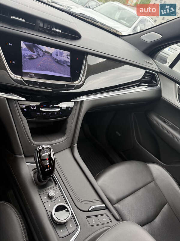 Внедорожник / Кроссовер Cadillac XT6 2020 в Хмельницком