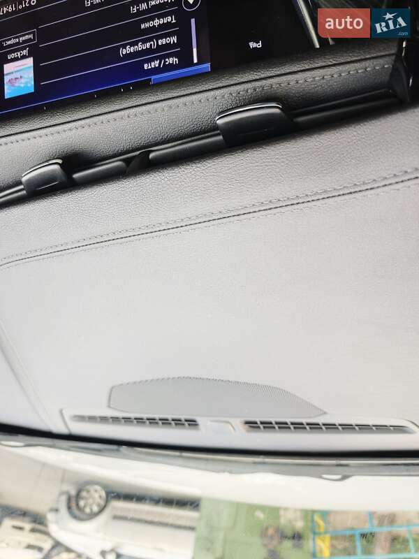 Внедорожник / Кроссовер Cadillac XT6 2019 в Киеве