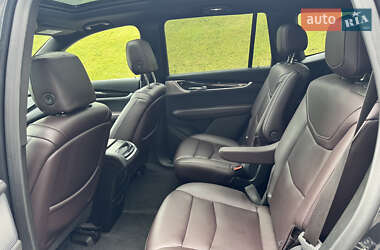 Внедорожник / Кроссовер Cadillac XT6 2021 в 