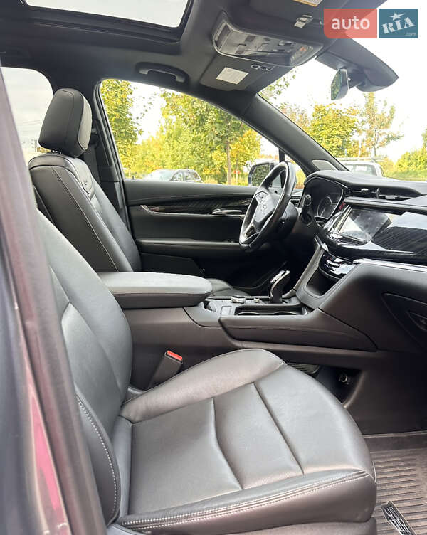 Внедорожник / Кроссовер Cadillac XT6 2021 в Одессе