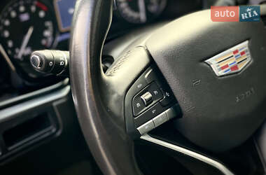 Позашляховик / Кросовер Cadillac XT6 2021 в 