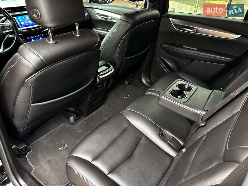 Внедорожник / Кроссовер Cadillac XT6 2021 в Киеве фото 25 Внедорожник / Кроссовер Cadillac XT6 2021 в Киеве