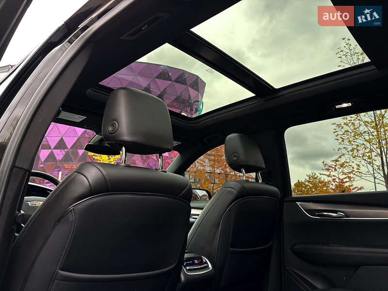 Внедорожник / Кроссовер Cadillac XT6 2021 в Киеве фото 37 Внедорожник / Кроссовер Cadillac XT6 2021 в Киеве