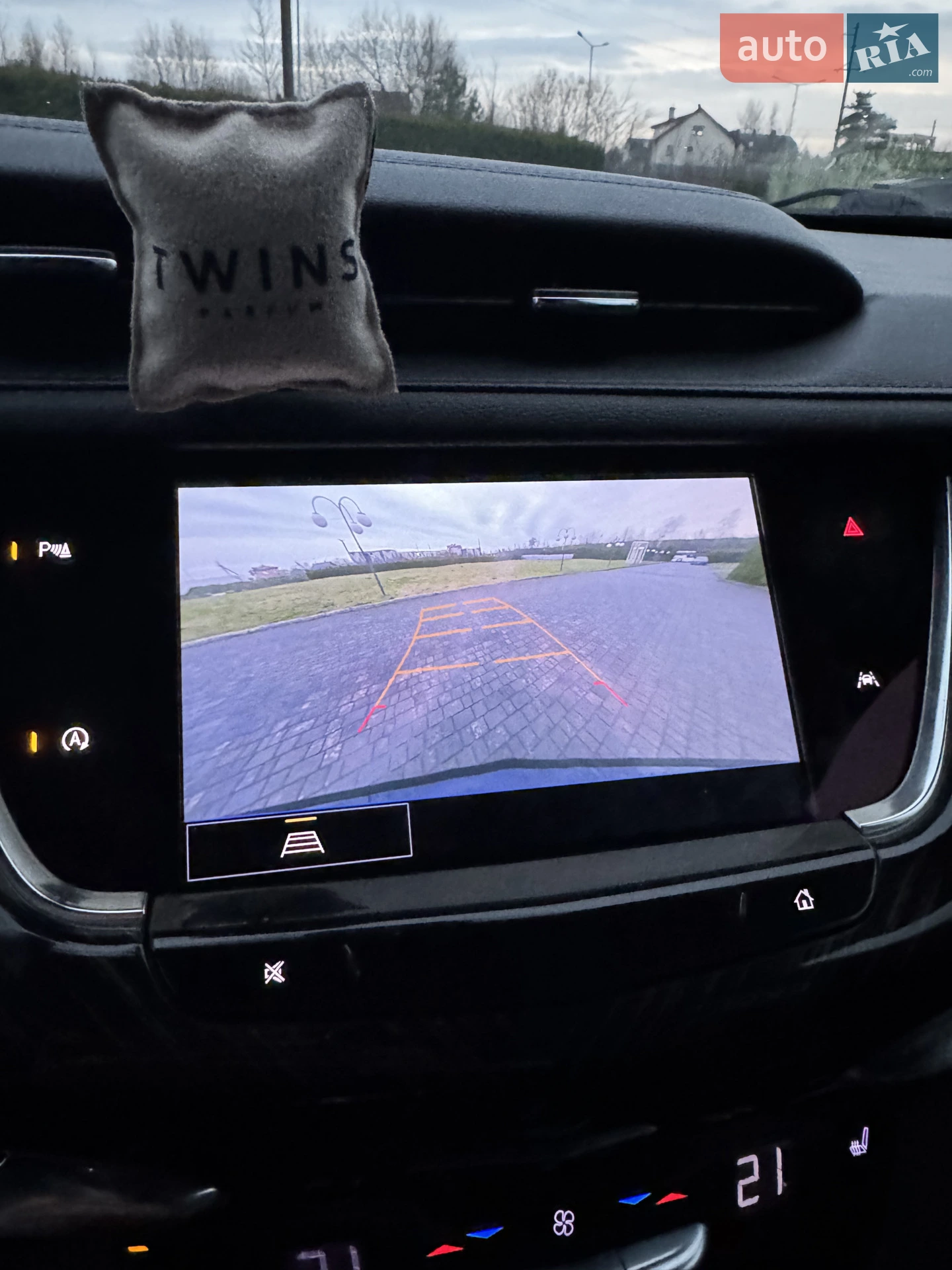 2021 Cadillac XT6 - мініатюра 15