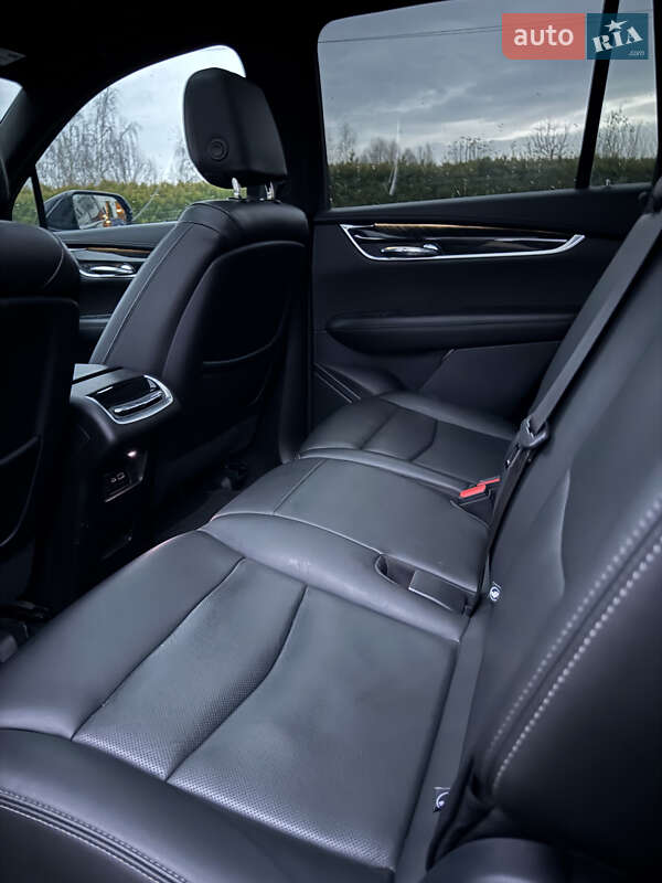 Внедорожник / Кроссовер Cadillac XT6 2021 в Львове фото 17 Внедорожник / Кроссовер Cadillac XT6 2021 в Львове