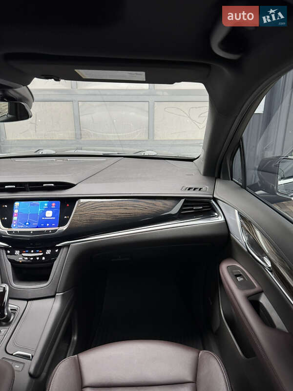 Внедорожник / Кроссовер Cadillac XT6 2020 в Одессе