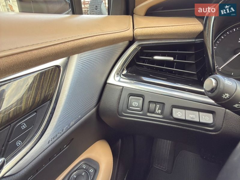 Внедорожник / Кроссовер Cadillac XT6 2019 в Киеве