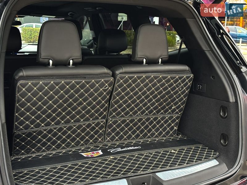 Позашляховик / Кросовер Cadillac XT6 2021 в Києві