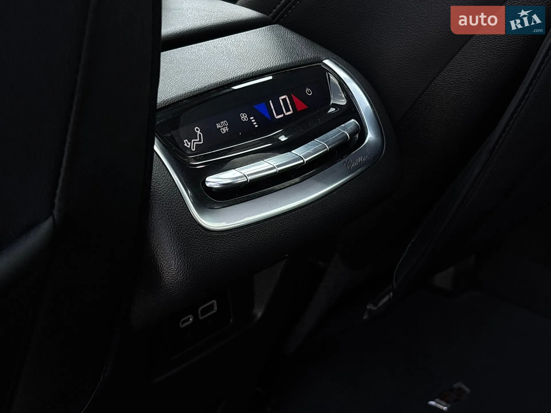 2021 Cadillac XT6 - мініатюра 36