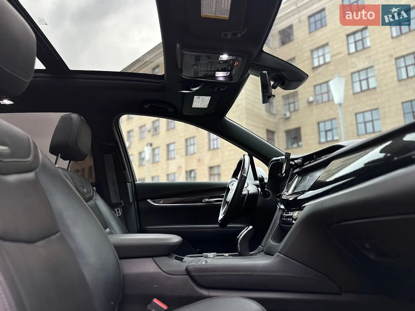 2020 Cadillac XT6 - мініатюра 17