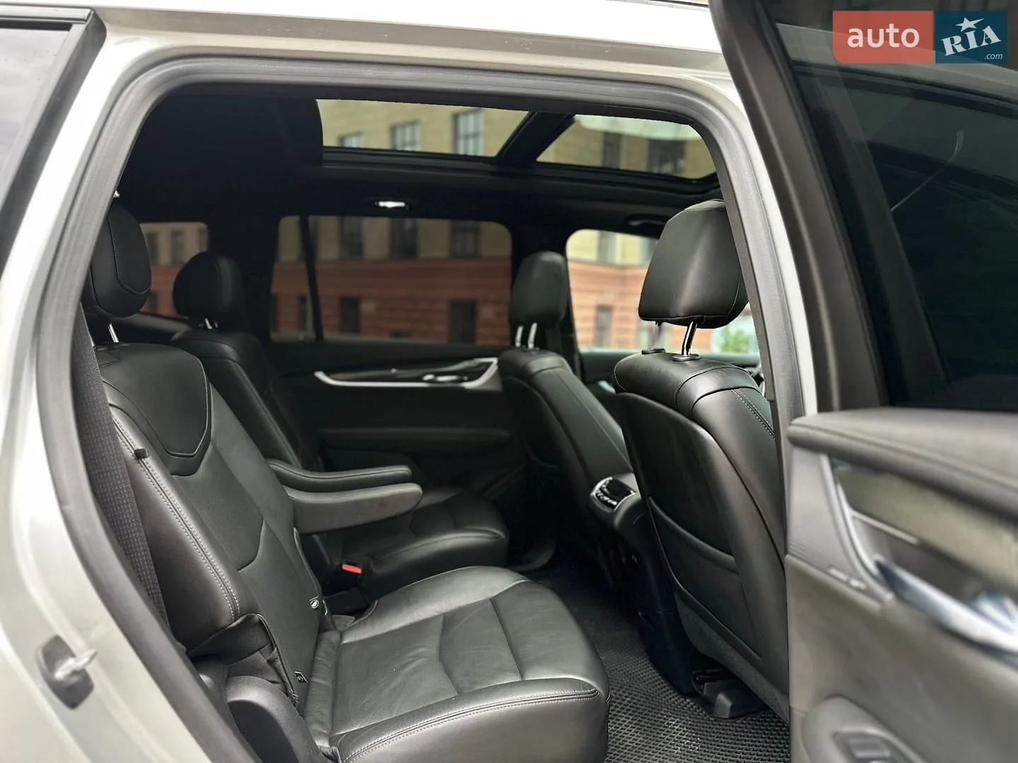 2020 Cadillac XT6 - мініатюра 23