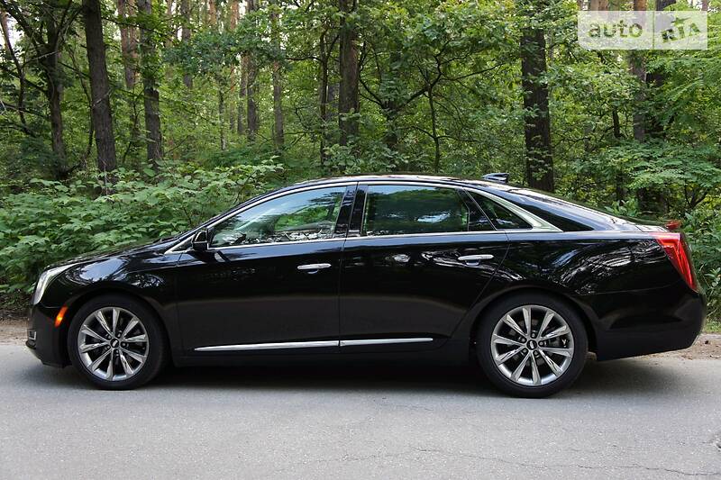 Седан Cadillac XTS 2016 в Киеве