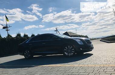 Седан Cadillac XTS 2016 в Львове