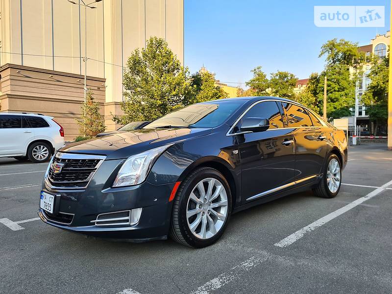 Седан Cadillac XTS 2016 в Киеве