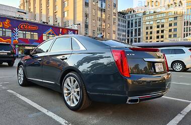 Седан Cadillac XTS 2016 в Киеве