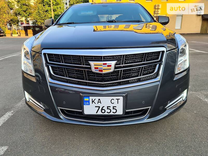 Седан Cadillac XTS 2016 в Киеве