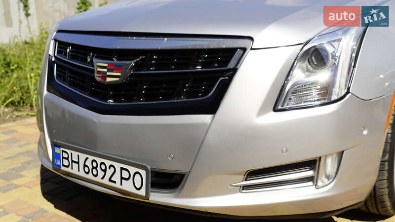 Cadillac XTS 2016