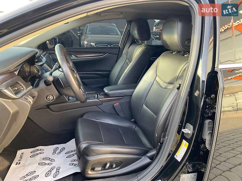 Седан Cadillac XTS 2019 в Львові