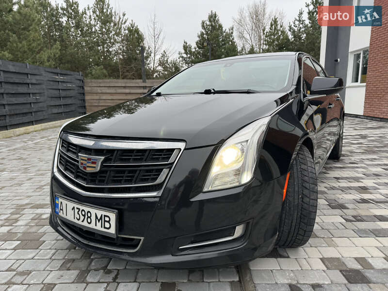 Седан Cadillac XTS 2016 в Киеве