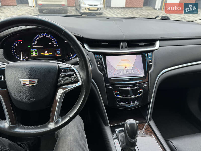 Седан Cadillac XTS 2016 в Киеве