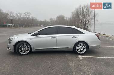 Седан Cadillac XTS 2017 в 