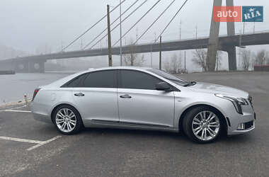 Седан Cadillac XTS 2017 в 