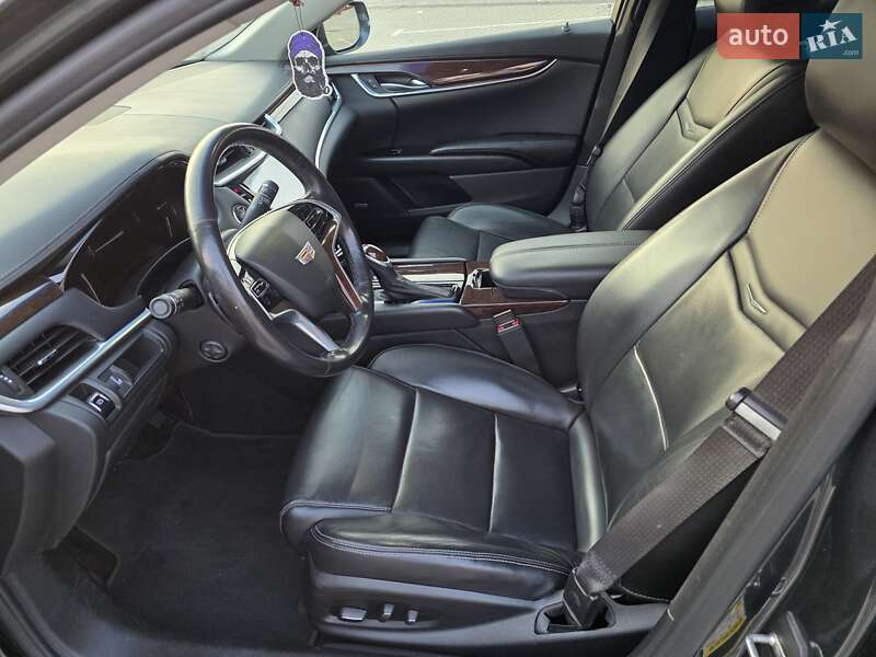 Седан Cadillac XTS 2016 в Киеве