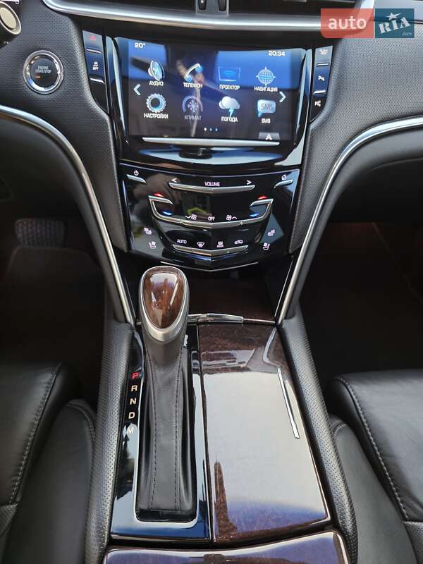 Седан Cadillac XTS 2016 в Киеве