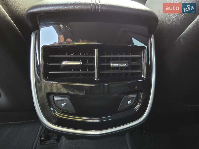 Седан Cadillac XTS 2016 в Киеве