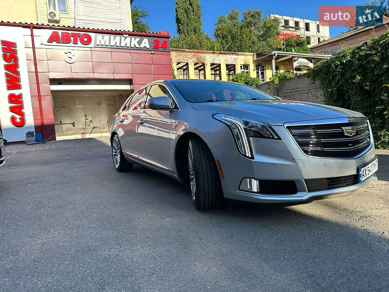 Седан Cadillac XTS 2018 в Києві