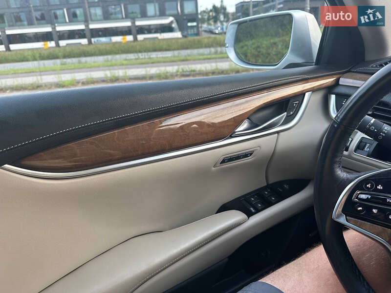 Седан Cadillac XTS 2018 в Києві