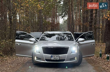 Седан Cadillac XTS 2012 в Києві
