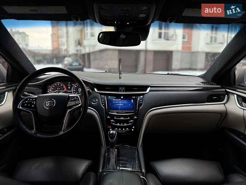 Седан Cadillac XTS 2012 в Івано-Франківську