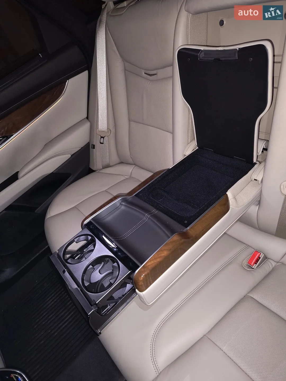 2019 Cadillac XTS - мініатюра 4