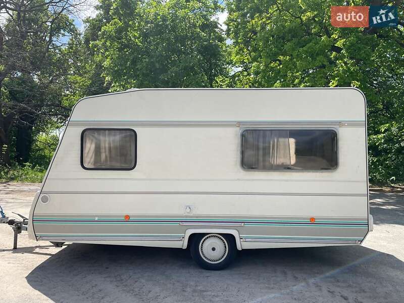 Причіп дача Caravelair B 4001 1994 в Новомосковську