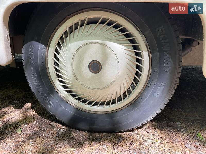 Причіп дача Caravelair B 4001 1994 в Новомосковську