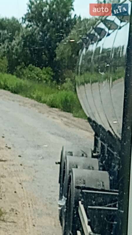 Цистерна полуприцеп Cardi Santi 1996 в Одессе