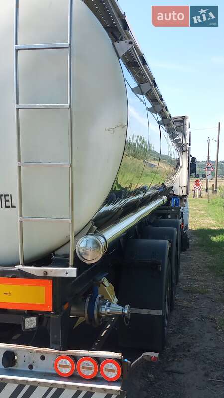 Цистерна полуприцеп Cardi Santi 1996 в Одессе