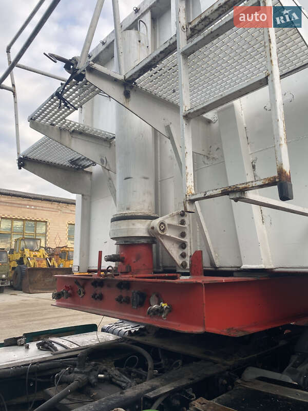 Зерновоз - напівпричіп Carnehl CAP 2000 в Тернополі