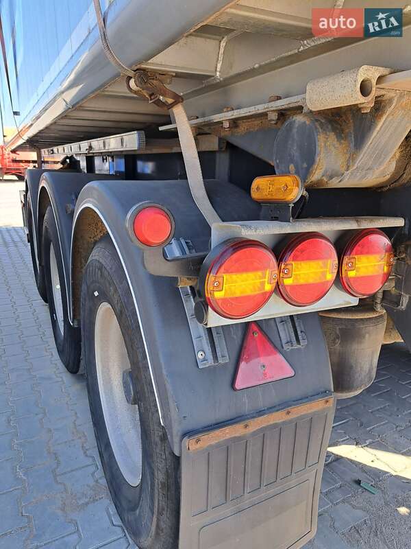 Зерновоз - полуприцеп Carnehl CHKS/AH 2015 в Одессе