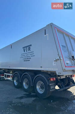 Зерновоз - напівпричіп Carnehl CHKS/AH 2020 в Звягелі