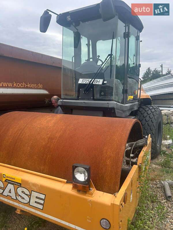 Каток ґрунтовий Case Construction 1121F 2021 в Львові