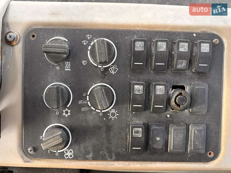 Фронтальні навантажувачі Case Construction 521D 2001 в Луцьку фото 23 Фронтальні навантажувачі Case Construction 521D 2001 в Луцьку