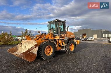 Фронтальный погрузчик Case Construction 521D 2001 в Луцке фото Фронтальный погрузчик Case Construction 521D 2001 в Луцке