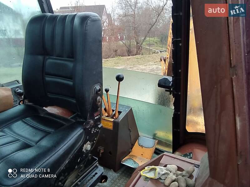 Экскаватор погрузчик Case Construction 580ST 1989 в Сваляве