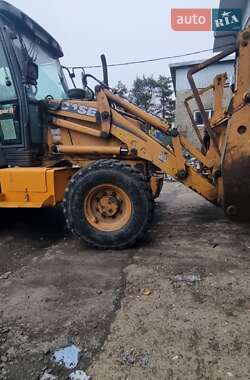 Экскаватор погрузчик Case Construction 580ST 2005 в Хусте