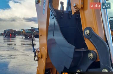 Экскаватор погрузчик Case Construction 580ST 2025 в 
