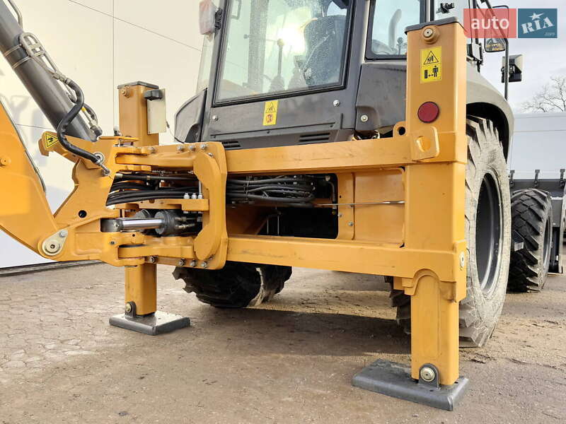 Екскаватор навантажувач Case Construction 580ST 2025 в Києві