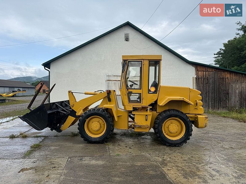 Фронтальный погрузчик Case Construction 621C 1997 в Тячеве фото 2 Фронтальный погрузчик Case Construction 621C 1997 в Тячеве