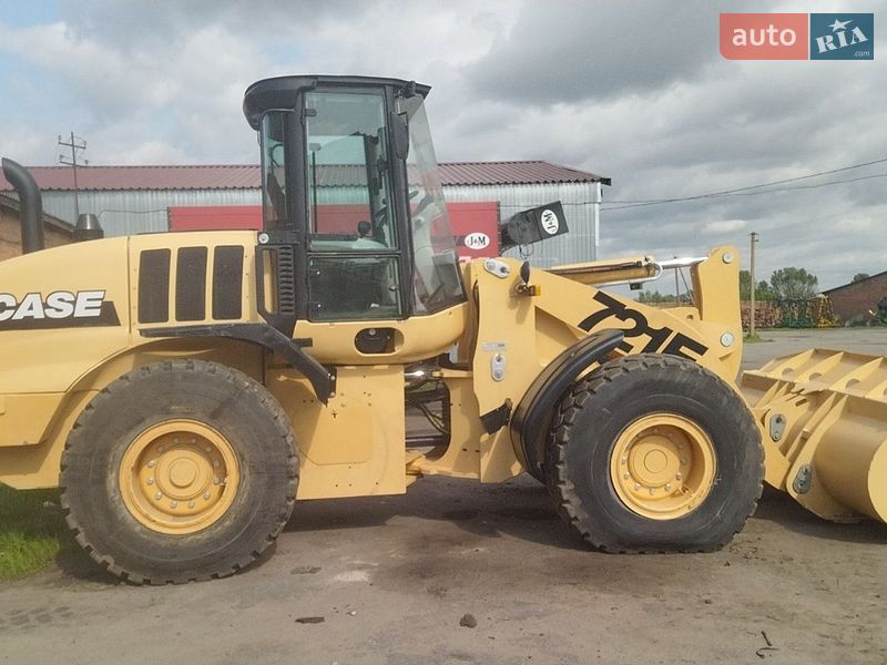 Фронтальні навантажувачі Case Construction 721E 2006 в Романіву